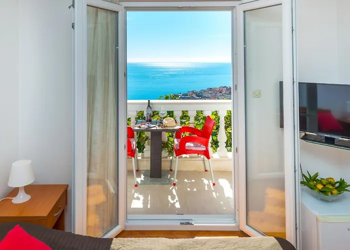 Amazing View Apartment And Rooms Dragan
