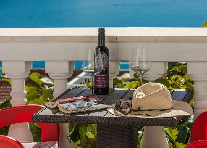 Amazing View Apartment And Rooms Dragan